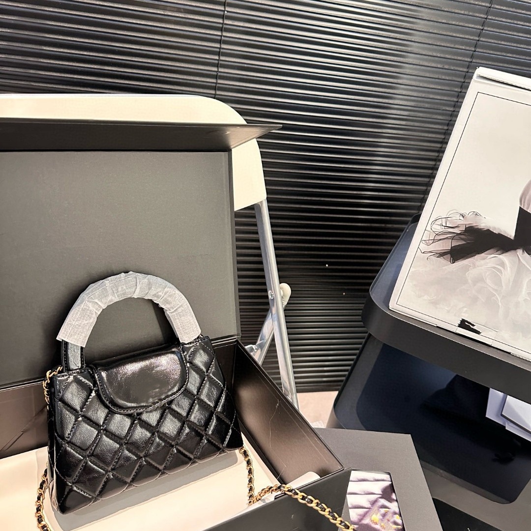 Designer Women Shoulder Bags genuine leather handbag Chain Flap Diamond Lattice Bag Thread Purse Letters Solid Hasp d7a