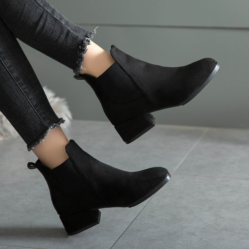 Chic Matte Short Boots: Stylish Round Toe Retro High-Heel Comfort Boots, Black/Tan 6514