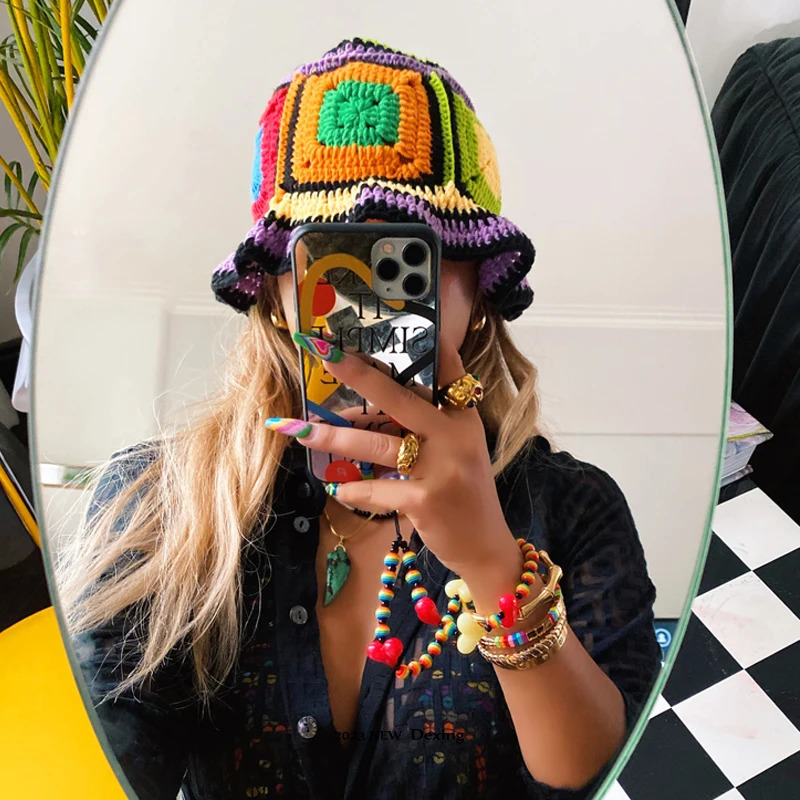 2023 Womens Handmade Crochet Bucket Hats Y2k Fashion Summer Beach Hat Korean Hollow Knitted 240403