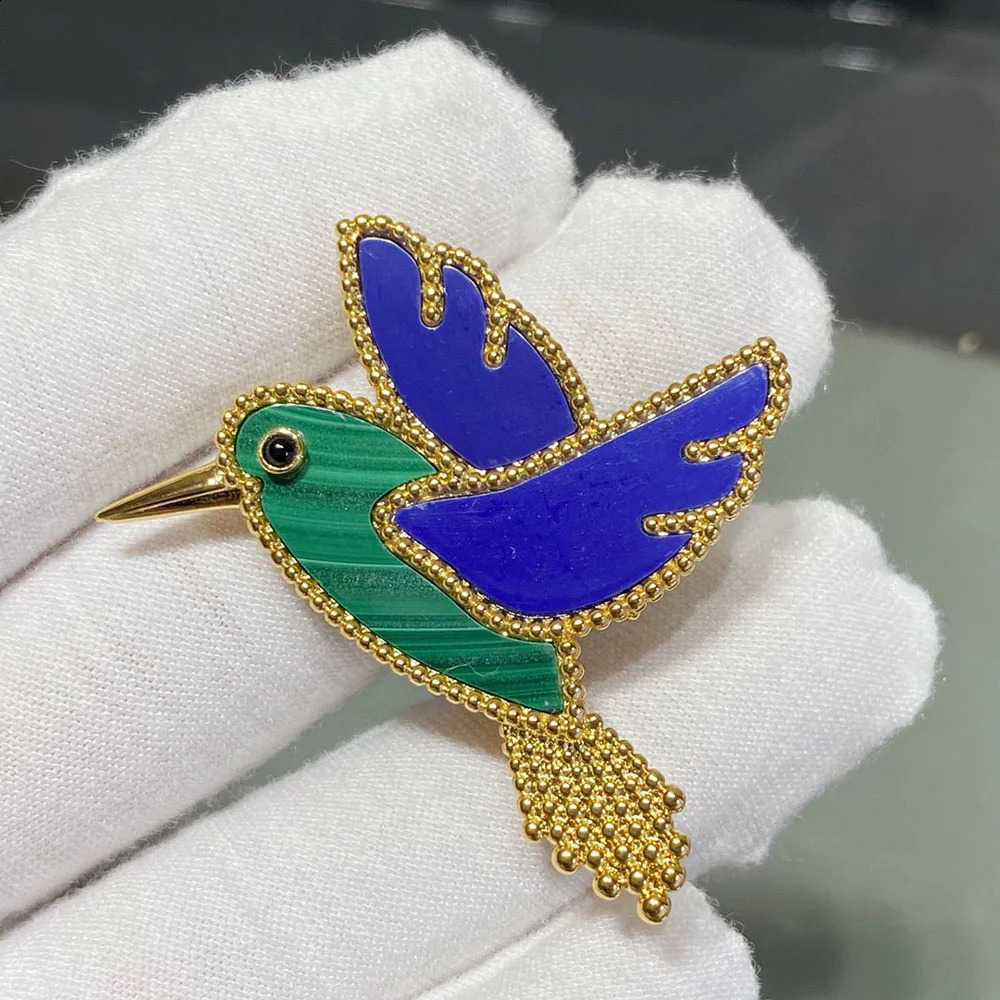 Quality V Gold Natural Gemstones Animal Brooch er Collar Pin Badge 241116