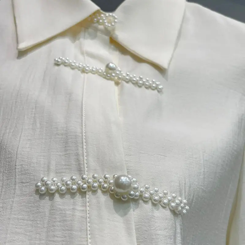 Womens Pearl Shirt Chinese Warm Long Sleeve Sunscreen Top Frog Fashion Trend Fashion 241115