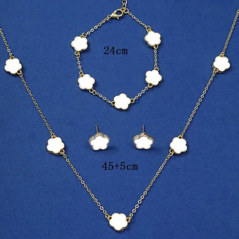 Lucky Five-petal Flower Five- Bracelet Earrings Necklace Three-piece set for woman Stylish Accories Party JewelryXJ250109