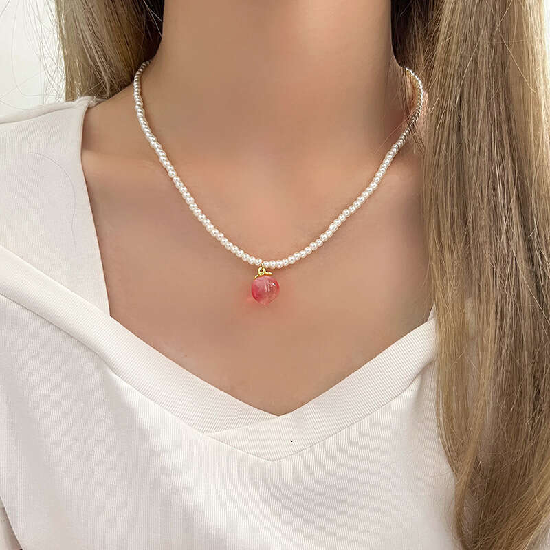Elegant French Double-Layer Pearl Necklace for Women: Light, Niche & High-End Fashion Accessory