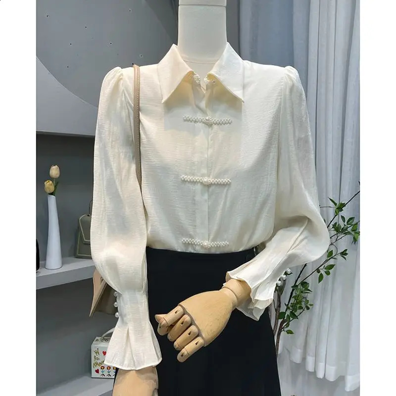 Womens Pearl Shirt Chinese Warm Long Sleeve Sunscreen Top Frog Fashion Trend Fashion 241115