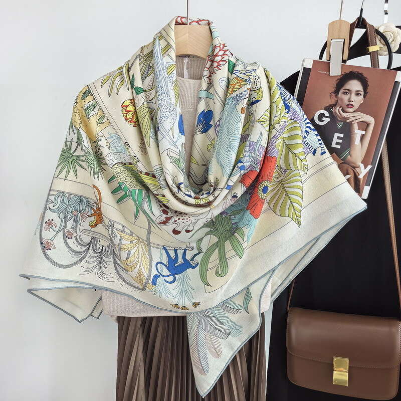 Zhenqi Amusement Park double-sided printed veet square scarf with the same wer different colors, autumn and winter silk wool scarf, shoulder cushion