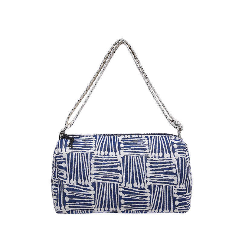 2024 New Color Contrasting Simple Relaxation Underarm Bag Artistic Shoulder Bag Korean Edition Fashion Striped Knitted Fabric Bag