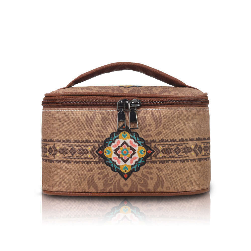 Hot selling Bohemian style makeup lightweight and portable women's large capacity storage bag, beauty bag