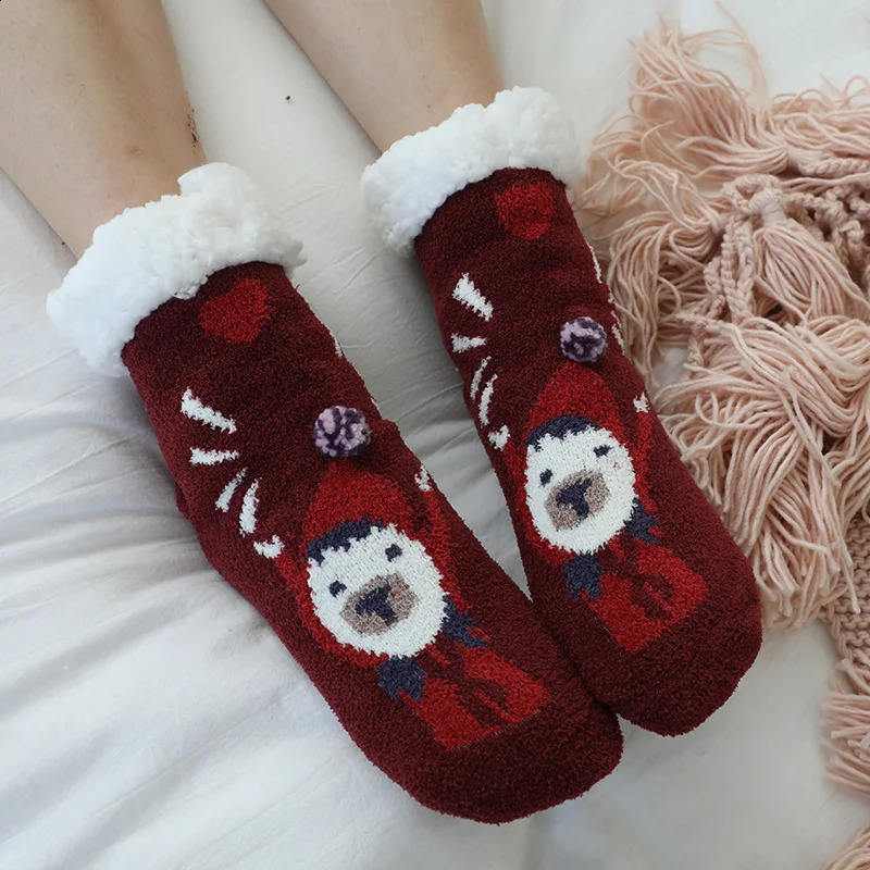Childrens Non slip Cashmere Christmas Socks for Boys and Girls Winter Thick Cartoon Animal Parents Childrens Socks 241118