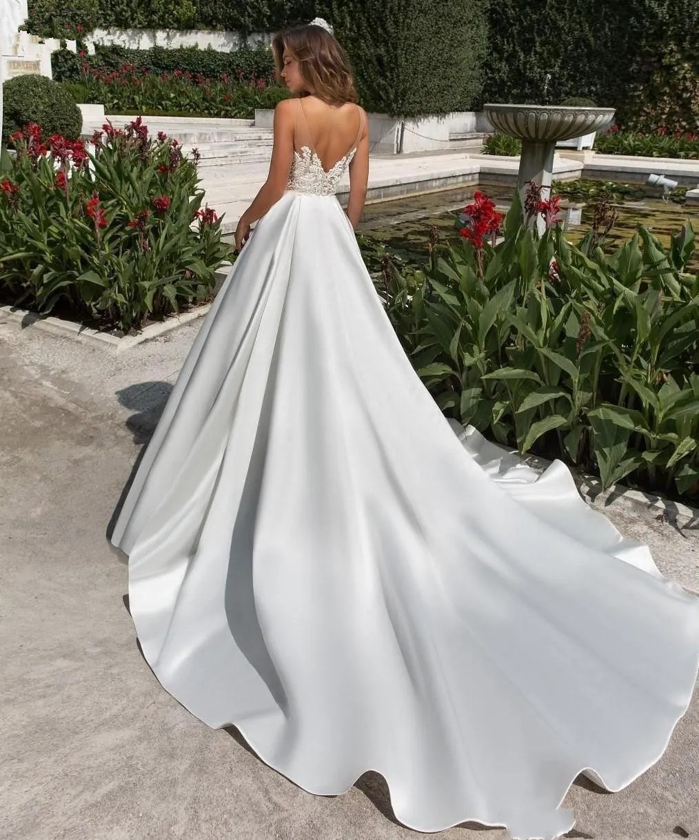 Modern Satin A Line Wedding Dresses For Brides With Pockets Sheer Crew Neck Lace Size Simple Bridal Gowns Sweep Train Backless Robes de Mariee YD