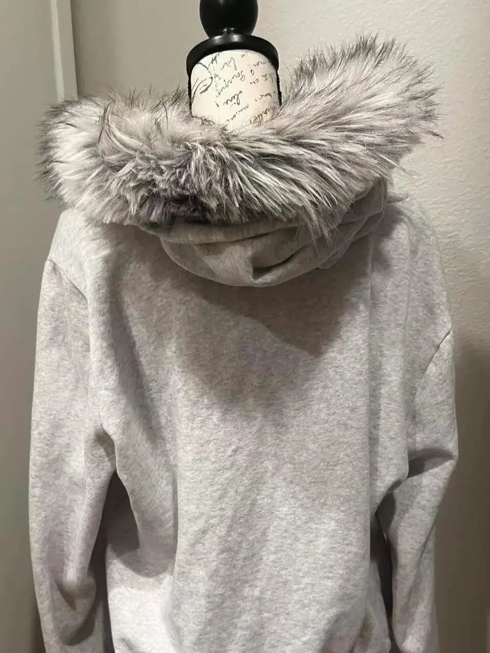 Y2K womens pleated hooded jacket suitable for both men and womens casual comfort solid color street daily cardigan 241118
