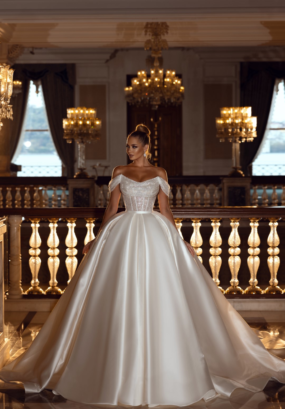 Luxury Satin Off Shoulder Sleeves Ball Gown Wedding Dress Beading Lace Elegant Boat Neck princess Bridal Gowns 2024