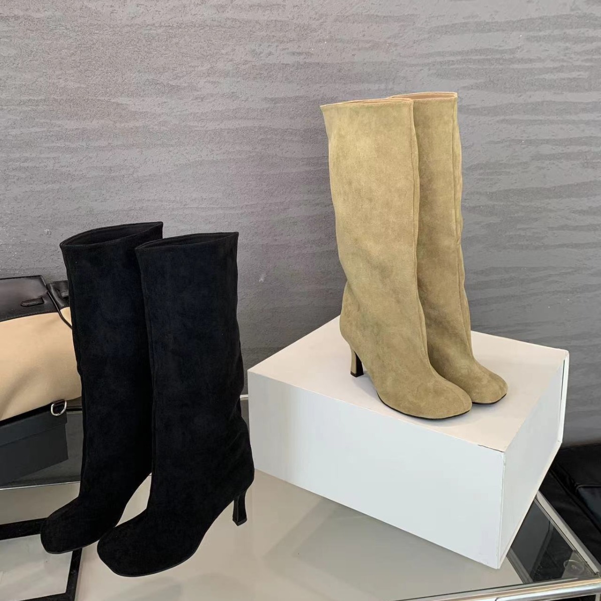 2024 Autumn/Winter New NEW hot Fashionable and Versatile Leg Stacked Thin Heels, Western Cowboy Boots, Short Boots