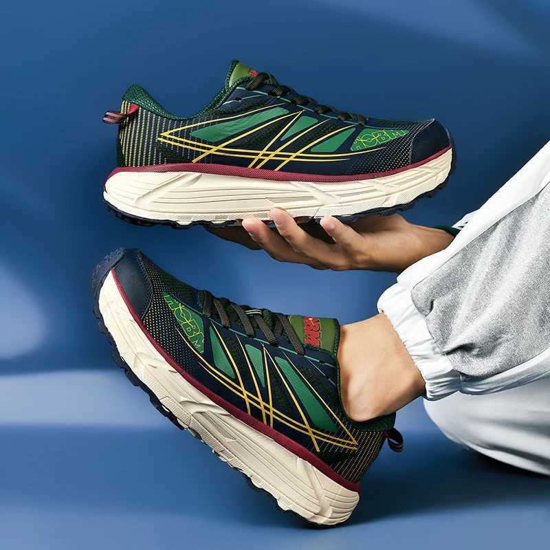 Carbon Plate Marathon Air Cushion Men Sports Running Shoes Breathable Lightweight Luxury Cfortable Athletic Training SneakersC250325