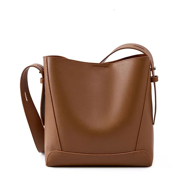 Cowhide Women's Shoulder Bag Fashion Trend Designer Bucket Large Capacity Genuine Leather Women Crossbody Bags Check BagVoyage