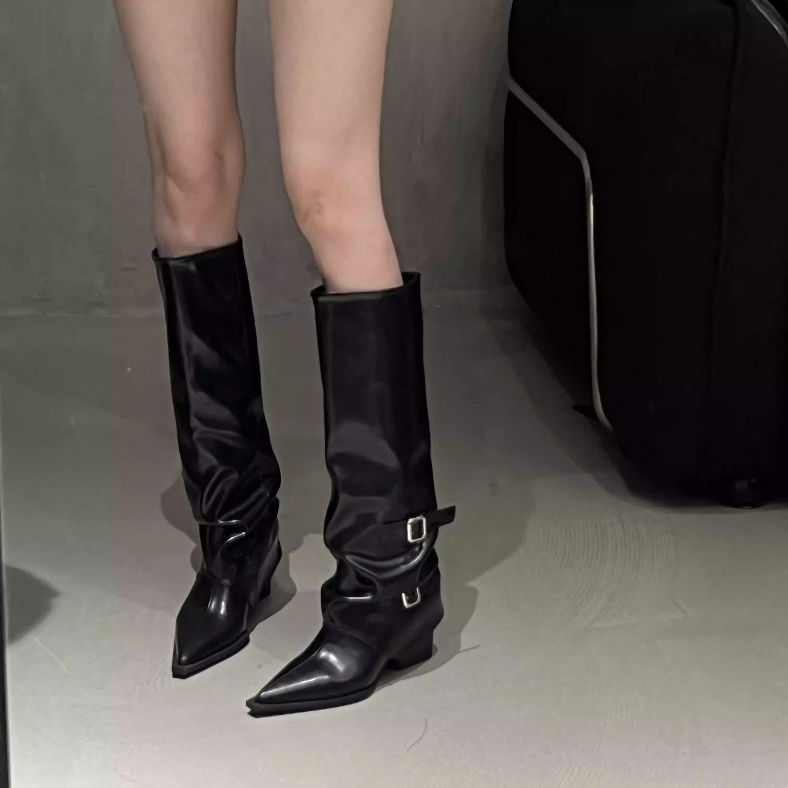 New Footwear Modern Women Knee High Boots Designer Buckle Fashion New Pointed Toe Ladies Long Booties With 5.5CM Heels Female Shoes