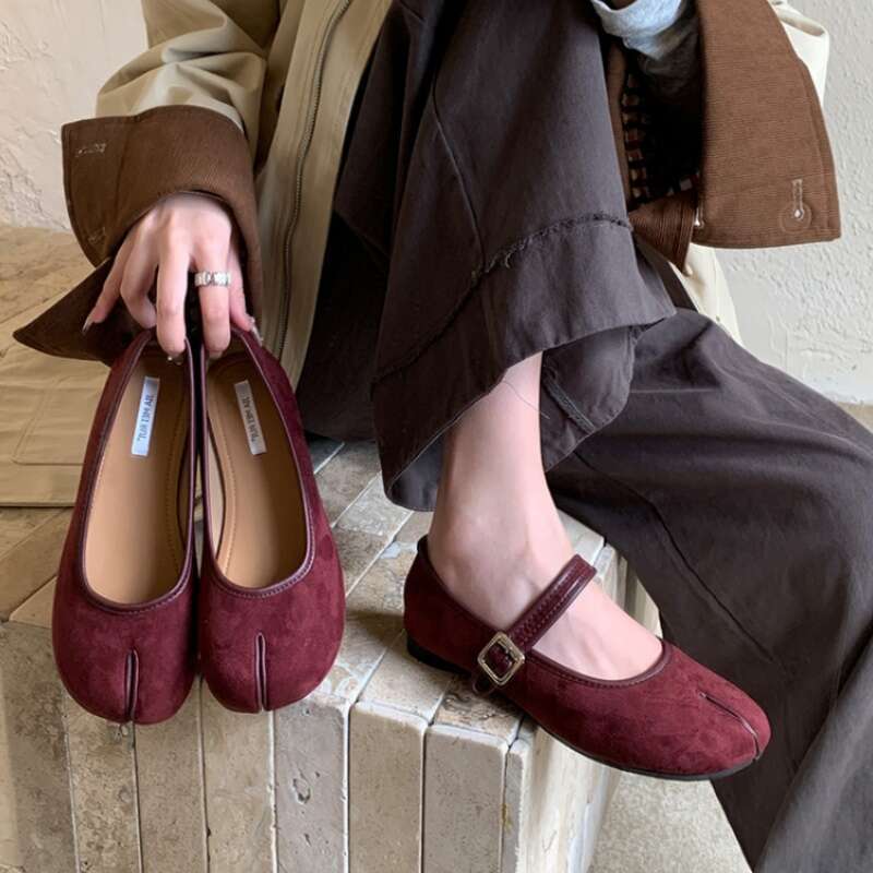 Bailamos Brand Split Toe Flat Shoes Women Casual Loafer Soft Moccasin Fashion Tabi Ninja Mary Jane single shoes Female Muj