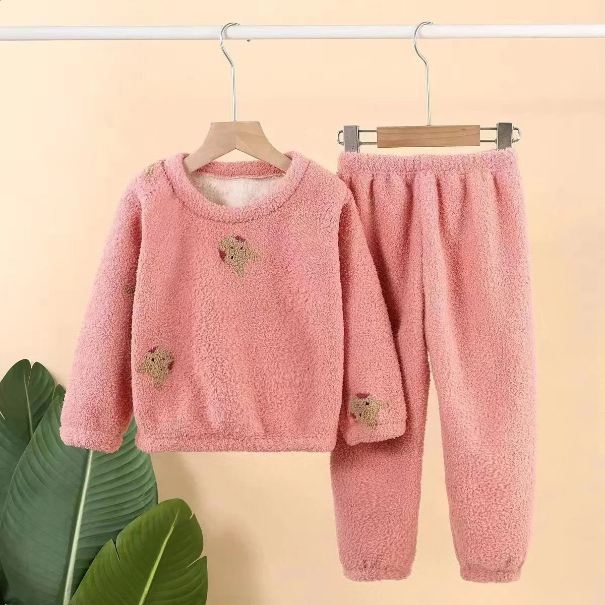 Childrens Autumn Thick Warm Flannel Pajamas Strawberry O-neck Top with Pants Baby Boys and Girls Pajama Set 241118