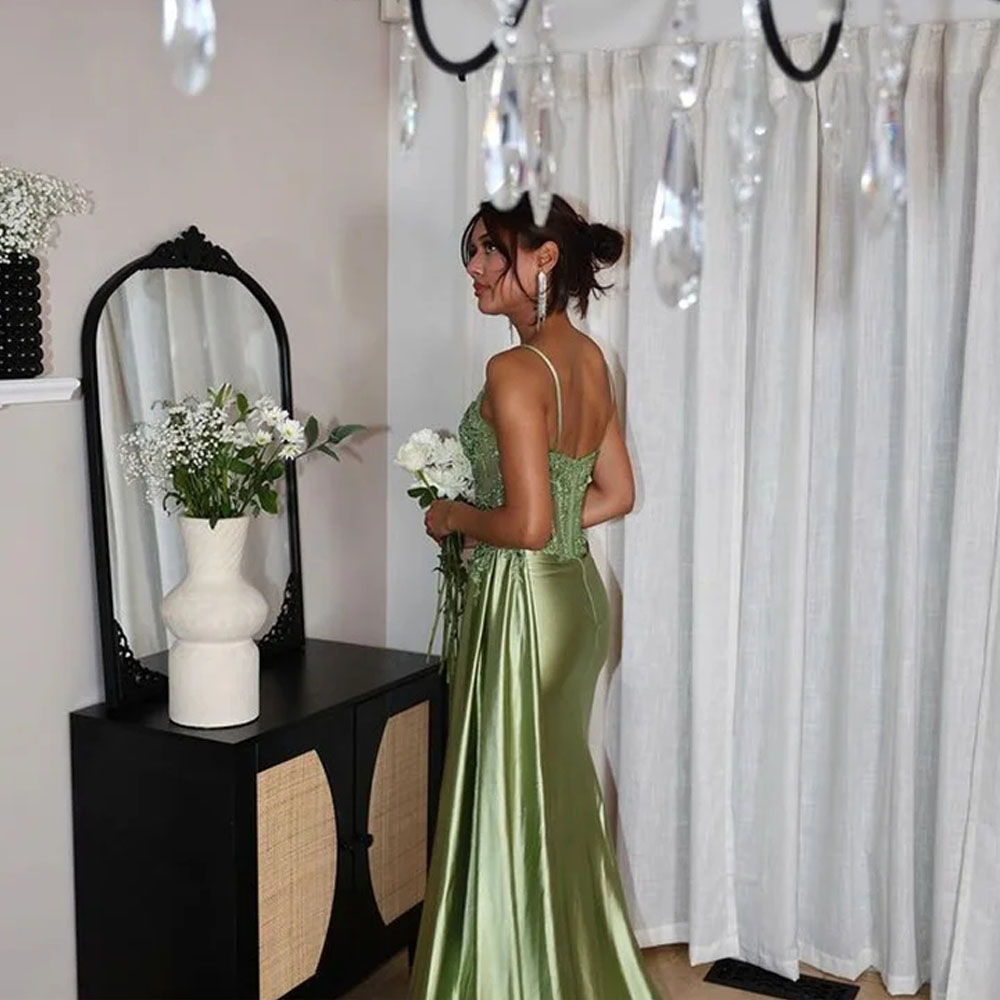 Vintage Spaghetti Strap Mermaid Bridesmaid Dress High Side Split With Appliques Prom Gown for Wedding Satin Long Maid of Honor Vestidos De Noche