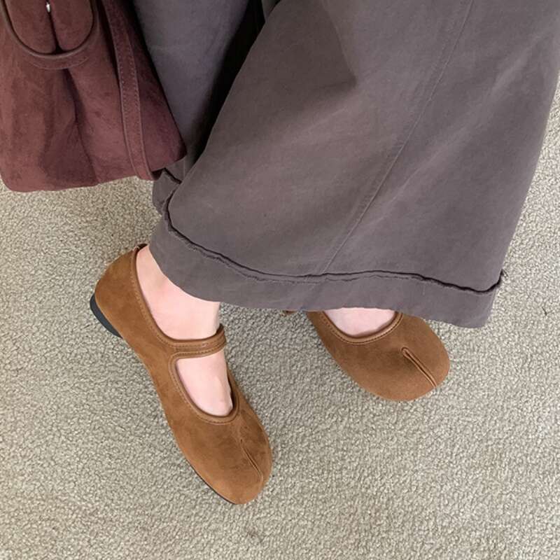 Bailamos Brand Split Toe Flat Shoes Women Casual Loafer Soft Moccasin Fashion Tabi Ninja Mary Jane single shoes Female Muj