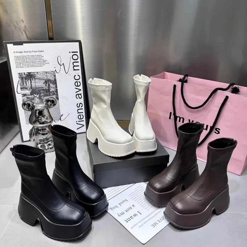 Maogu Women Shoes Fashion Back Zippers High Platform Thick Ladies Elegant Short Bootties Lady Winter Punk Short Boots 241113