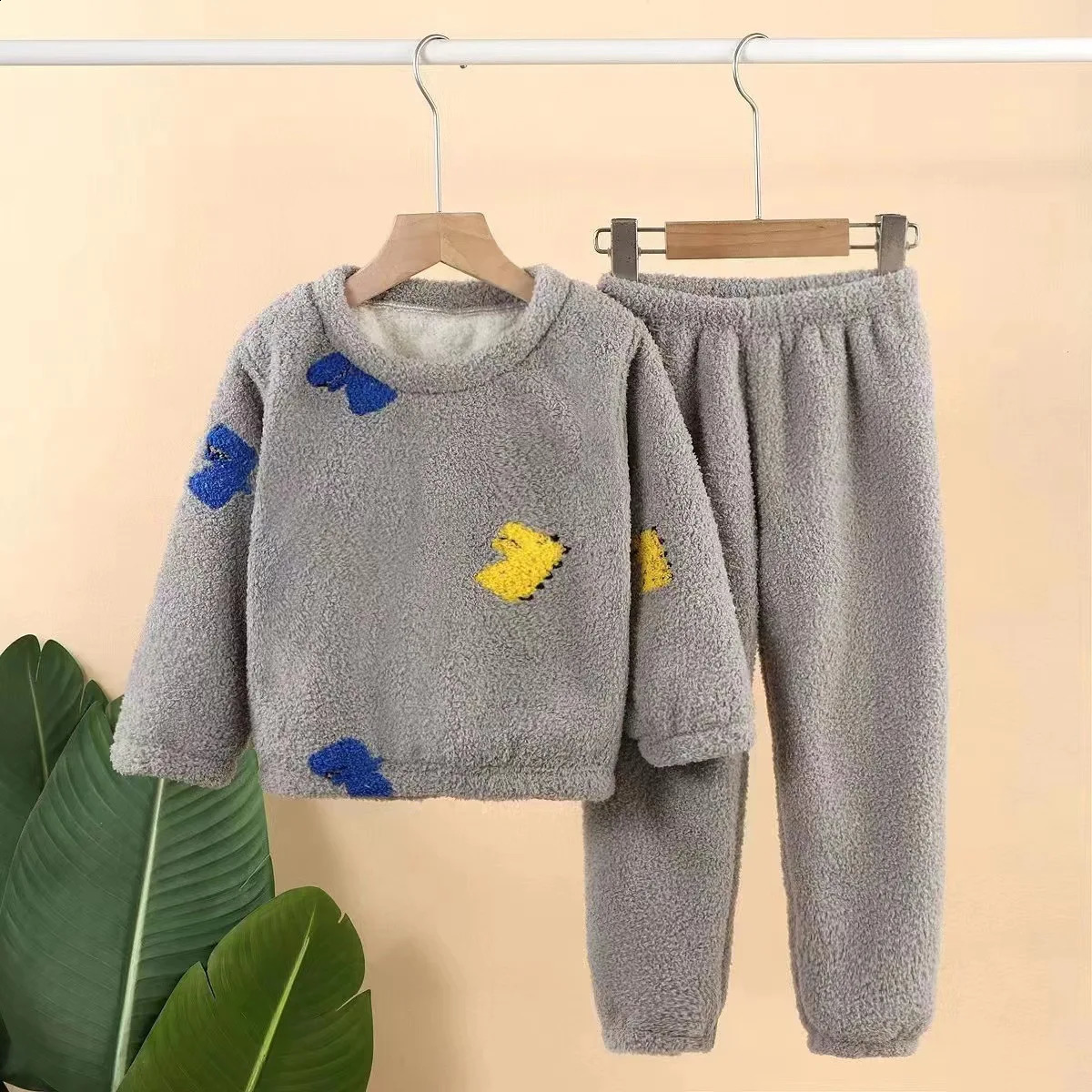 Childrens Autumn Thick Warm Flannel Pajamas Strawberry O-neck Top with Pants Baby Boys and Girls Pajama Set 241118