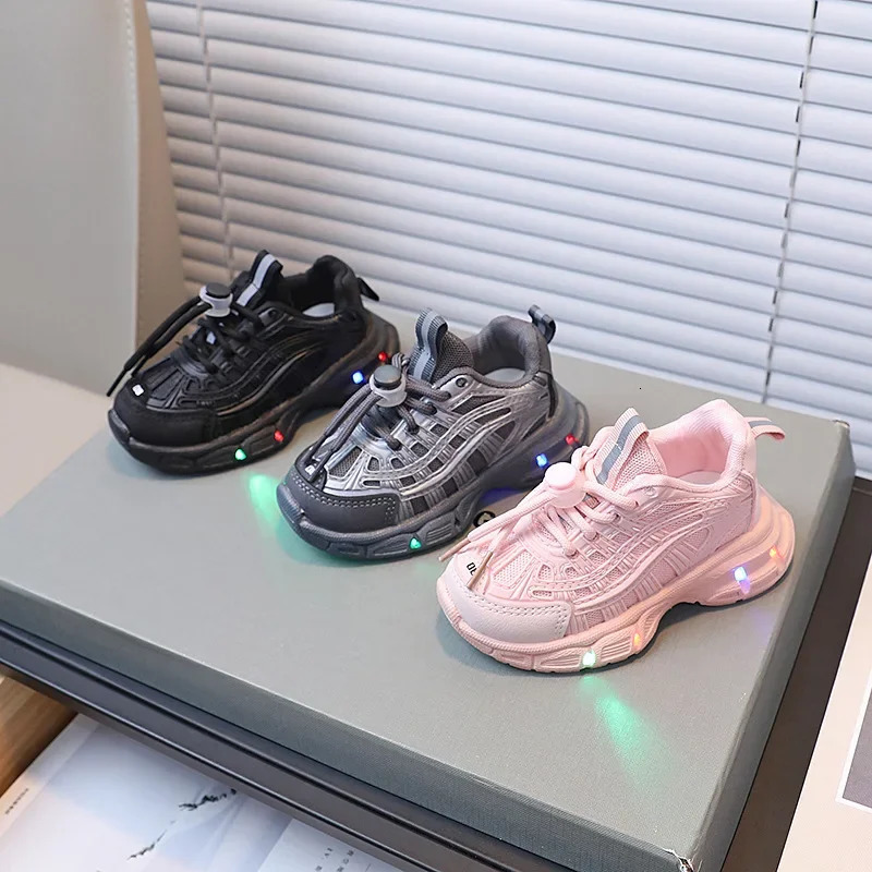 Light Girl Pink Childrens Sports Shoes 16 Years Old Baby Boy tennis Autumn Kids Casual LED Sole G09142 241118