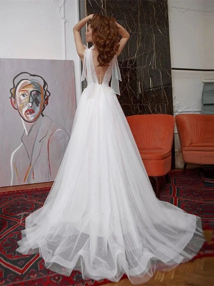 A Line Wedding Dresses Romantic Tulle V Neck Sexy Boho Garden Bridal Gowns Sweep Backless Reception Bride Robes de Mariee YD