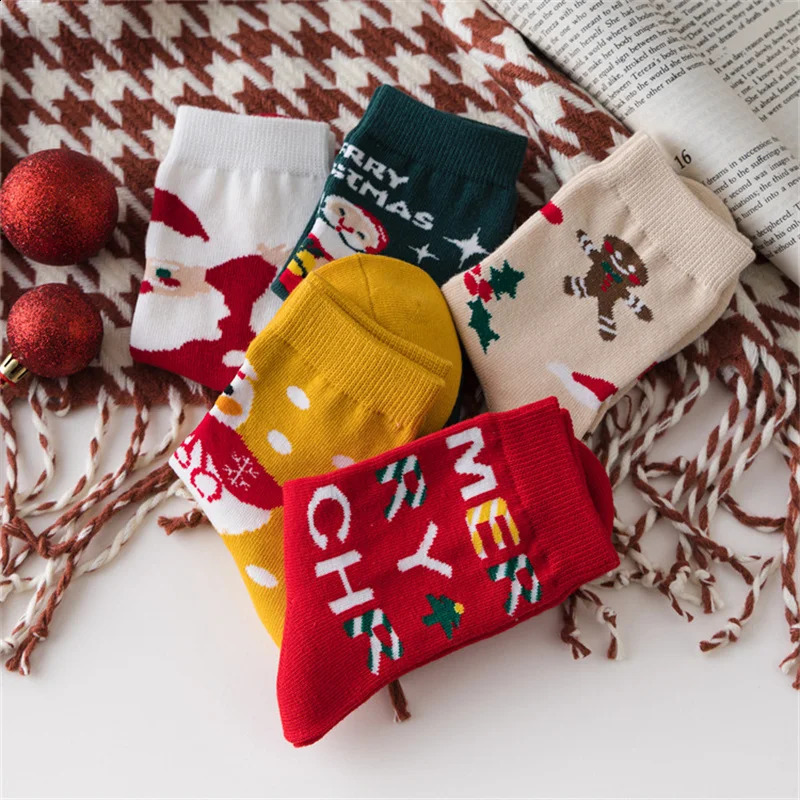 Childrens Christmas Medium Tube Socks Spring/Autumn Soft Cotton Childrens School Inventory Cartoon Printing Sports Socks 241118
