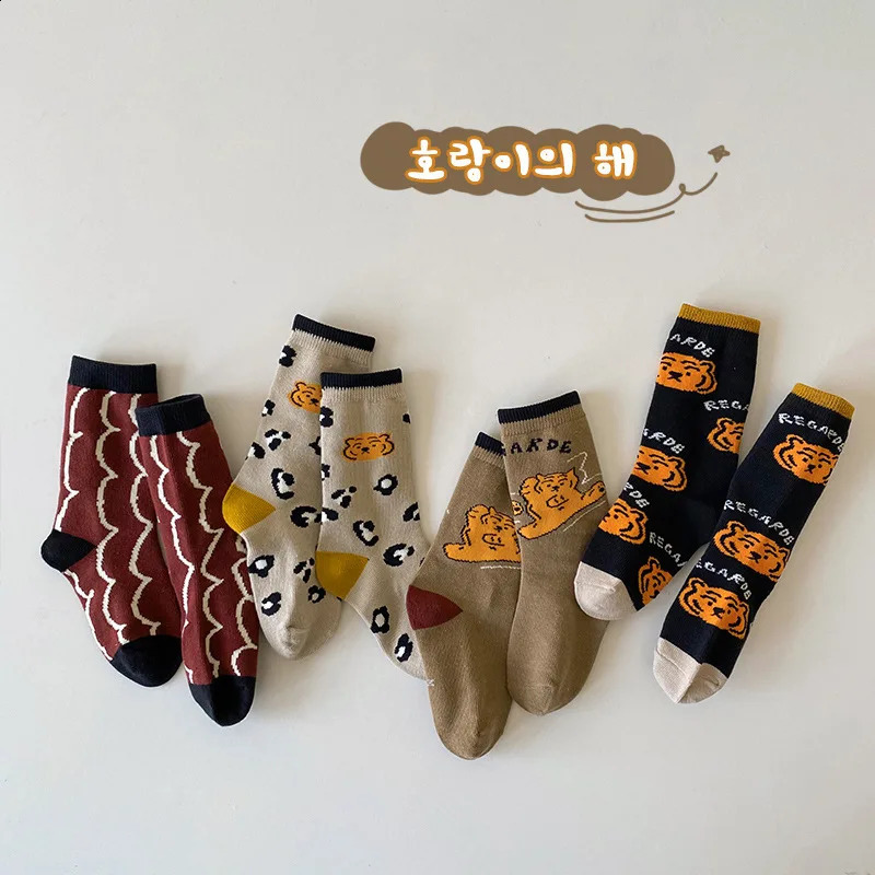 Christmas and Year Childrens High Socks Cute Pattern Girl Comb Cotton Socks 241118