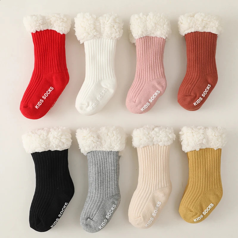 borns winter anti slip long socks with printing for young children girls boys and children Years warm knitted knee high socks 241118