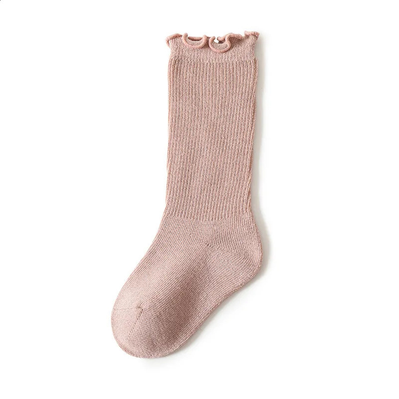 Solid pleated cotton socks for borns in the spring and autumn of fashionable middle socks for boys and girls baby casual socks and comfortable socks f