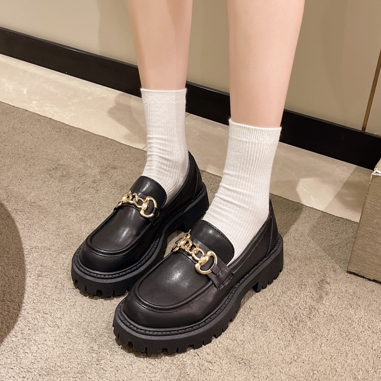 office ladies leather ea306 flats loafers retro plus size 34-42 Korean student fringe brogue shoes anti-skid thick heel sneakers women