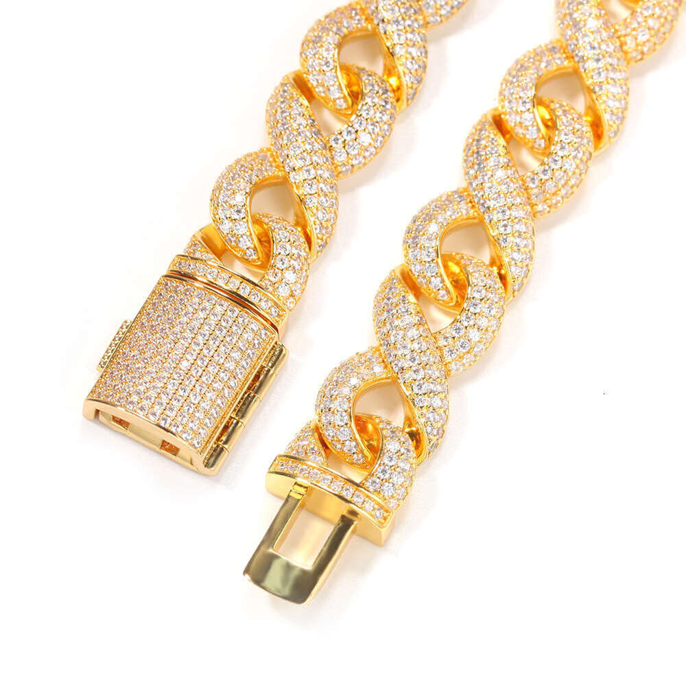 Cuban Link Necklace 3 Row Moissanite 24MM W Gold Chains for Men Prong Chocker S Personalize Iced Out Chain Hip Hop Designer Jewelry NO5