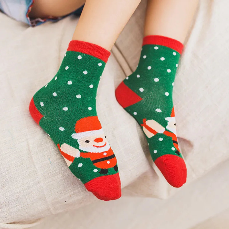 Ortoluckland Childrens Shoes Christmas Cotton Warm Socks Childrens Santa Claus Boys Girls Preschoolers 5 pairs Winter and Autumn in stock 241118
