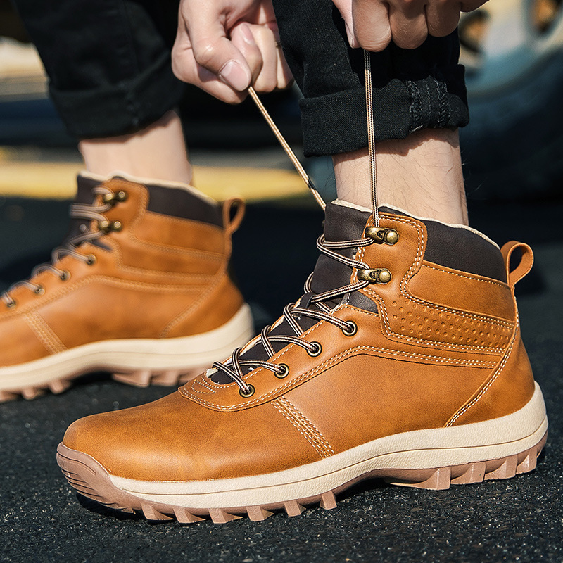 Winter hot hiking shoes with thick fleece and warm snow boots, outdoor lightweight and fashionable Martin boots