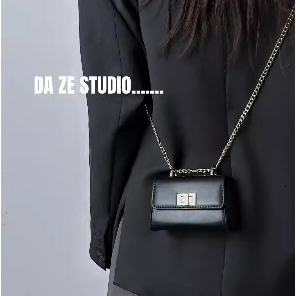 Popular handbag for women 2025 designer bag new high-end texture niche versatile crossbody mini chain bag