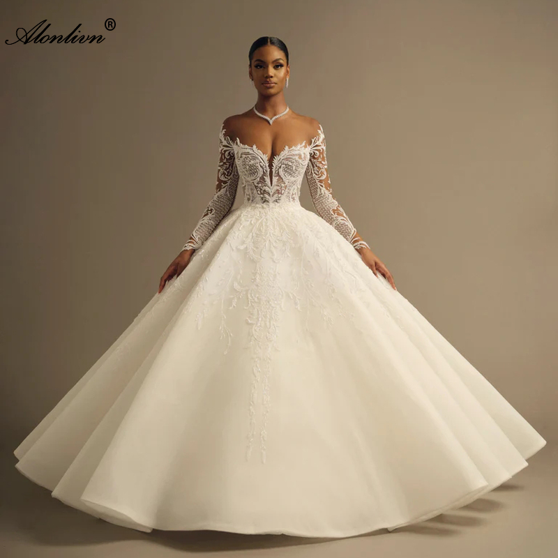 Stunning Beading Pearls Appliques Sheer Tulle Sweetheart A-e Wedding Dress Delicate Lace Bridal Gowns Adroned With Full Sleeves