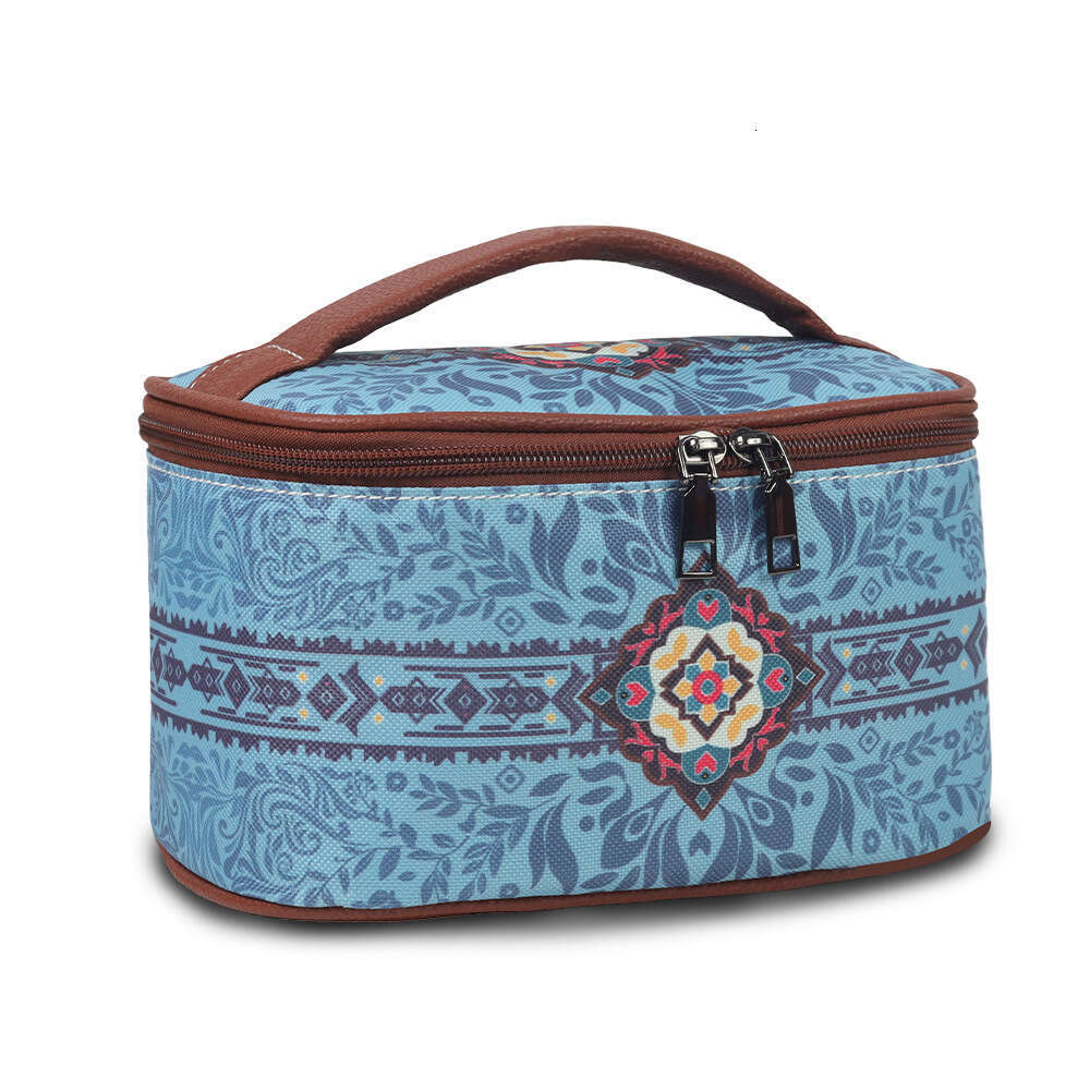 Hot selling Bohemian style makeup lightweight and portable women's large capacity storage bag, beauty bag