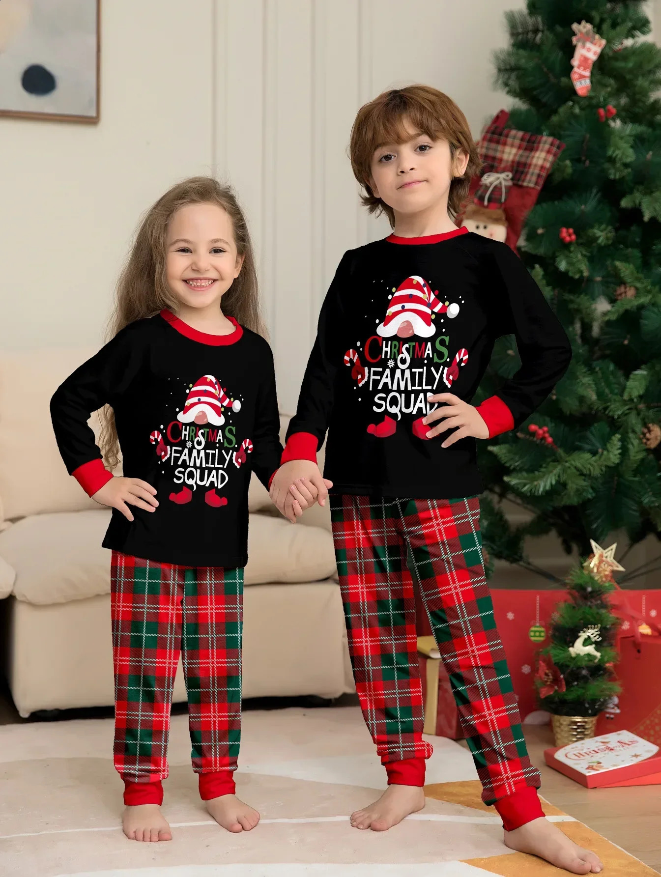 Winter Childrens Clothing Set Fireworks Printed Pajamas Full Set O-Neck Cute Soft Childrens Matching Clothing Christmas Appearance Pajamas 241118