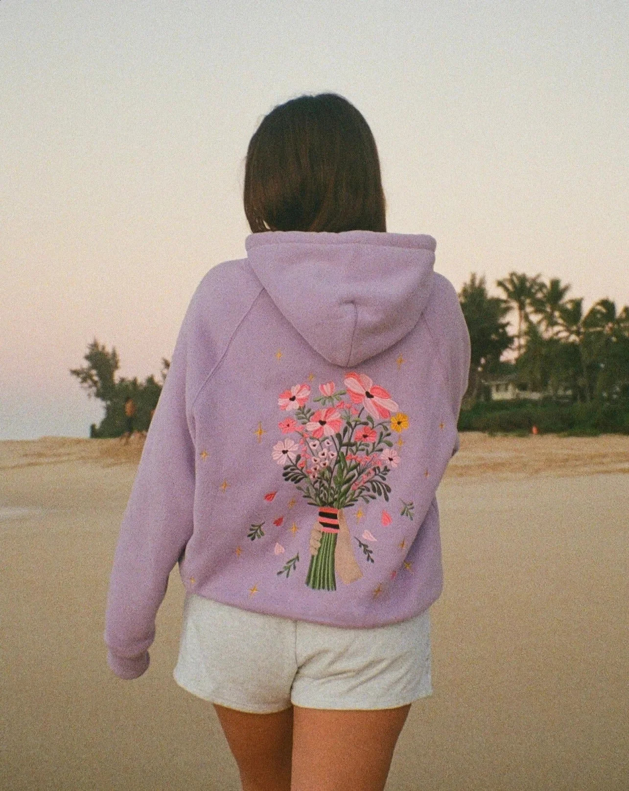 Womens Oversized Hoodie Flower Embroidery Back Long Sleeve Hooded Sweatshirt with Front Pocket Casual Streetwear 241118