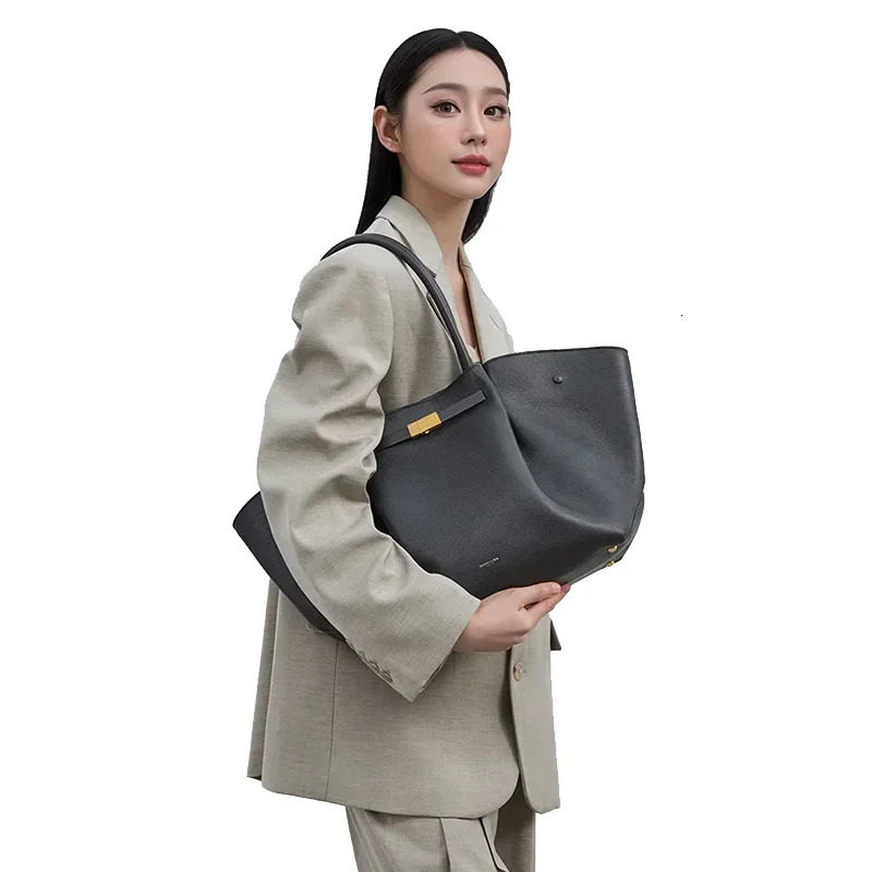 Niche Brand Design Ladies Shoulder Pure Color High-End Leather Large Capacity Shopping Bag Fashion Women's Handbag Genuine Leather