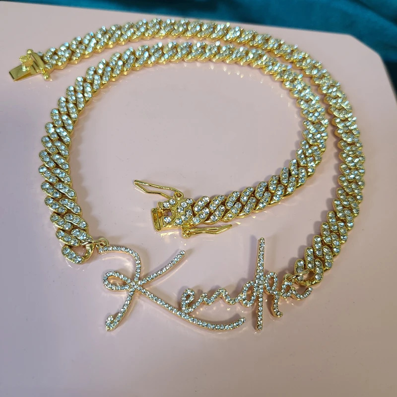 Customized Words Name Necklace With 9MM Rhinestone Cuban Chain Miami Cuban Link for Men Women Hip hop Jewelry 241116