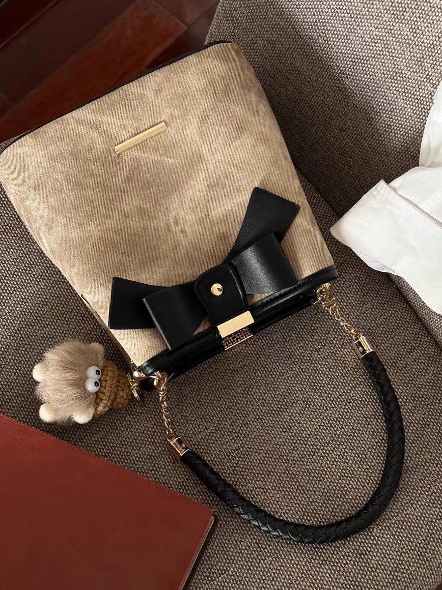 trend New high end multifunctional single shoulder diagonal leisure cross niche bucket bag fashionable commuting designer handbag