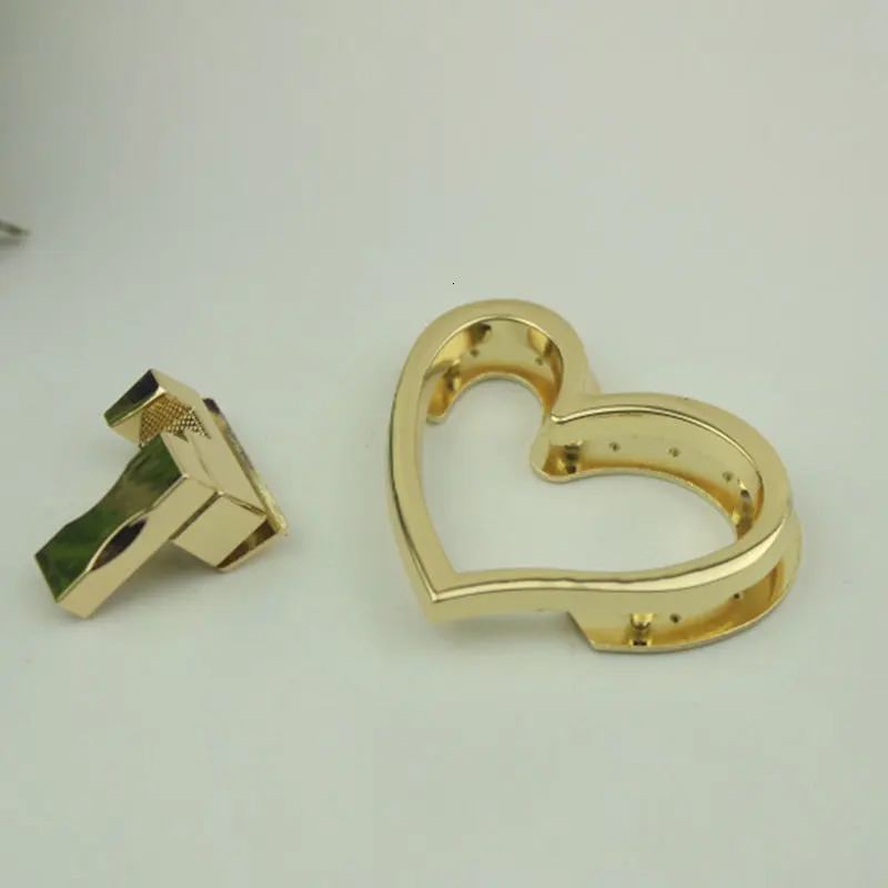 Fashion Heart Shape Bag Lock Clasp Metal Turn Buckles For DIY Handbag Shoulder Purse Hardware Accessories 241118