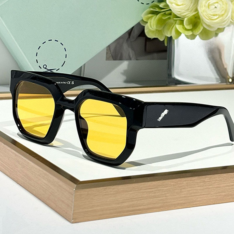 Designer Catalina Sunglasses Womens Classic Square Simple OERJ014 Black And White Frame Mens Casual Outdoor Transparent goggles Metal Quad Grid Logo