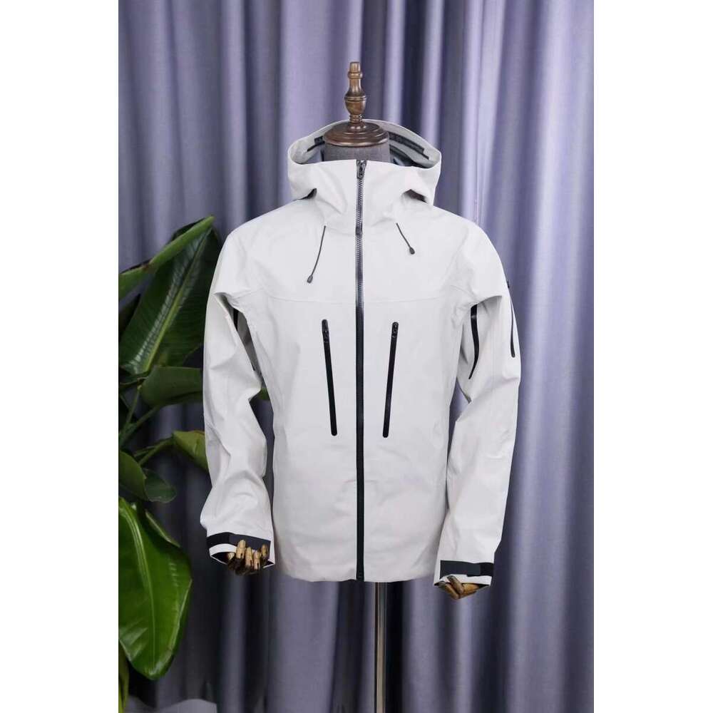 New Embroidery Alpha SV 6Th Outdoor Waterproof Windbreaker Hiking Jackets Three Layer Mens Womens Camping Coat