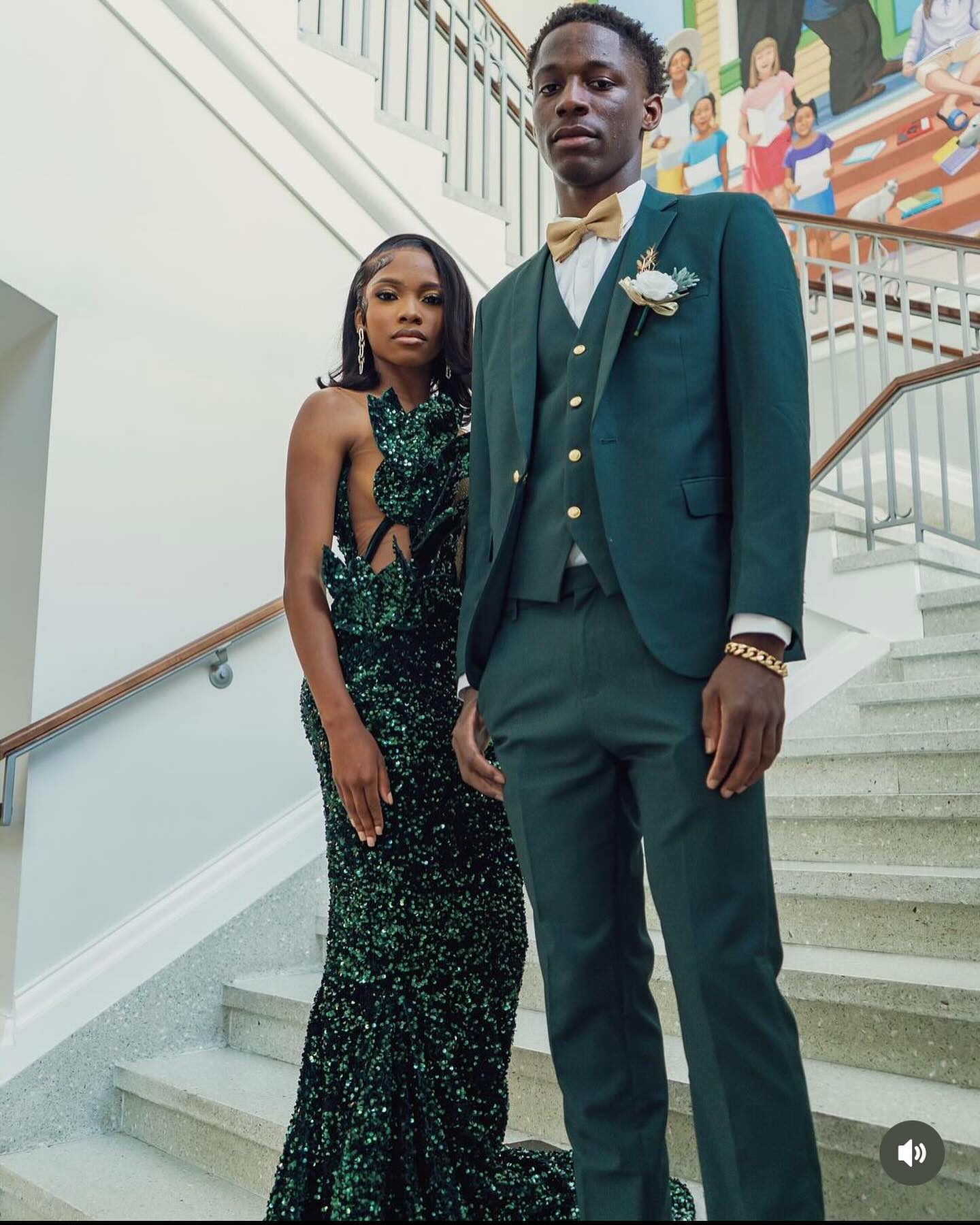 Forest Green Mermaid Prom Dress Black Sheer Neck Sequins Evening Elegant African Illusion Formal Dresses For Women Lz0304