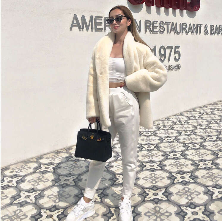 2024 Autumn/Winter New Product Super Warm Soft Loose Medium Long Coat White Imitation Fur