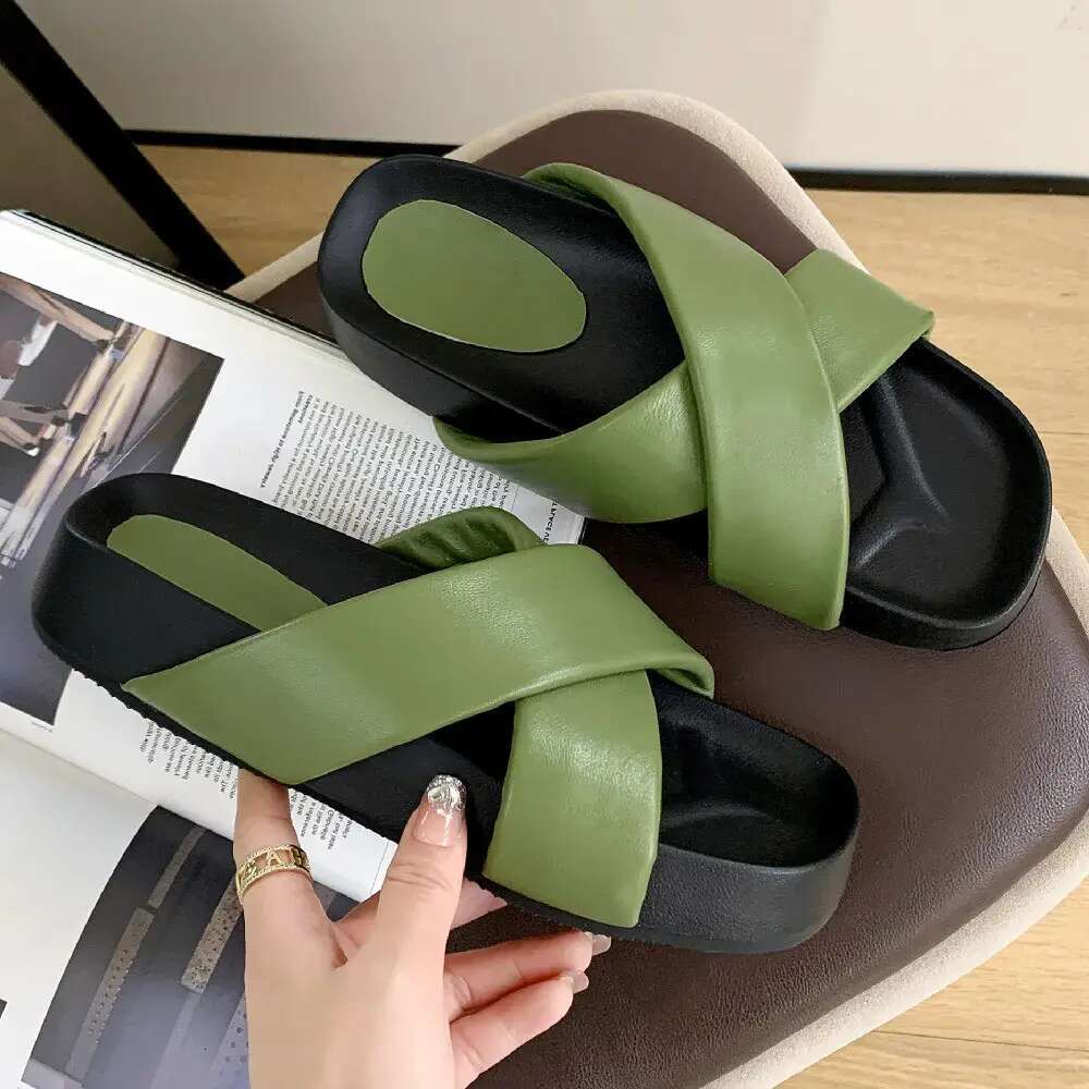 Women's thick sole platform slip-on summer slippers soft comfortable sheepskin casual female sandals open toe slides shoes women b010