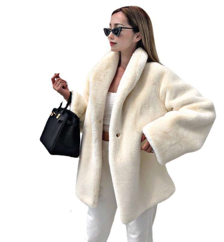 2024 Autumn/Winter New Product Super Warm Soft Loose Medium Long Coat White Imitation Fur